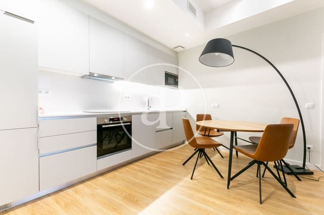 2 quarto Apartamento para arrendar em El Barri Gòtic, Barcelona cidade - 1 690 € (Ref: 9069050)