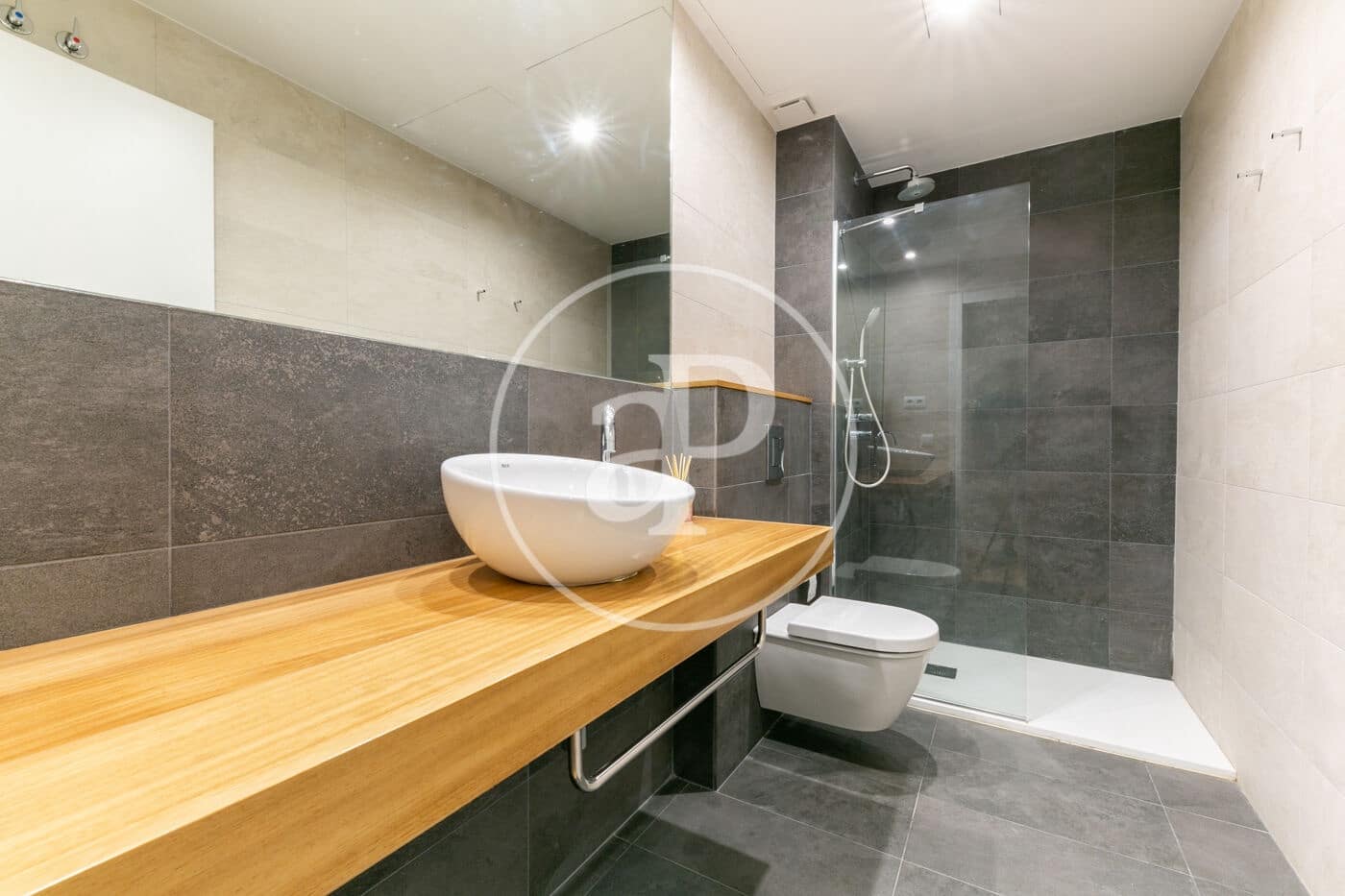 2 quarto Apartamento para arrendar em Barcelona cidade - 1 690 € (Ref: 9069050)