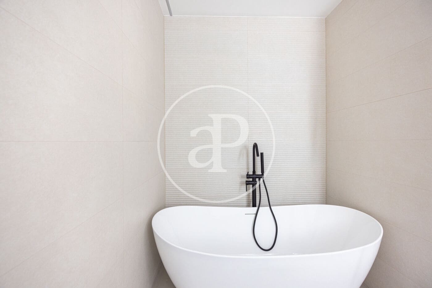 4 sypialnia Willa na sprzedaż w Alella z basenem - 1 090 000 € (Ref: 9069052)