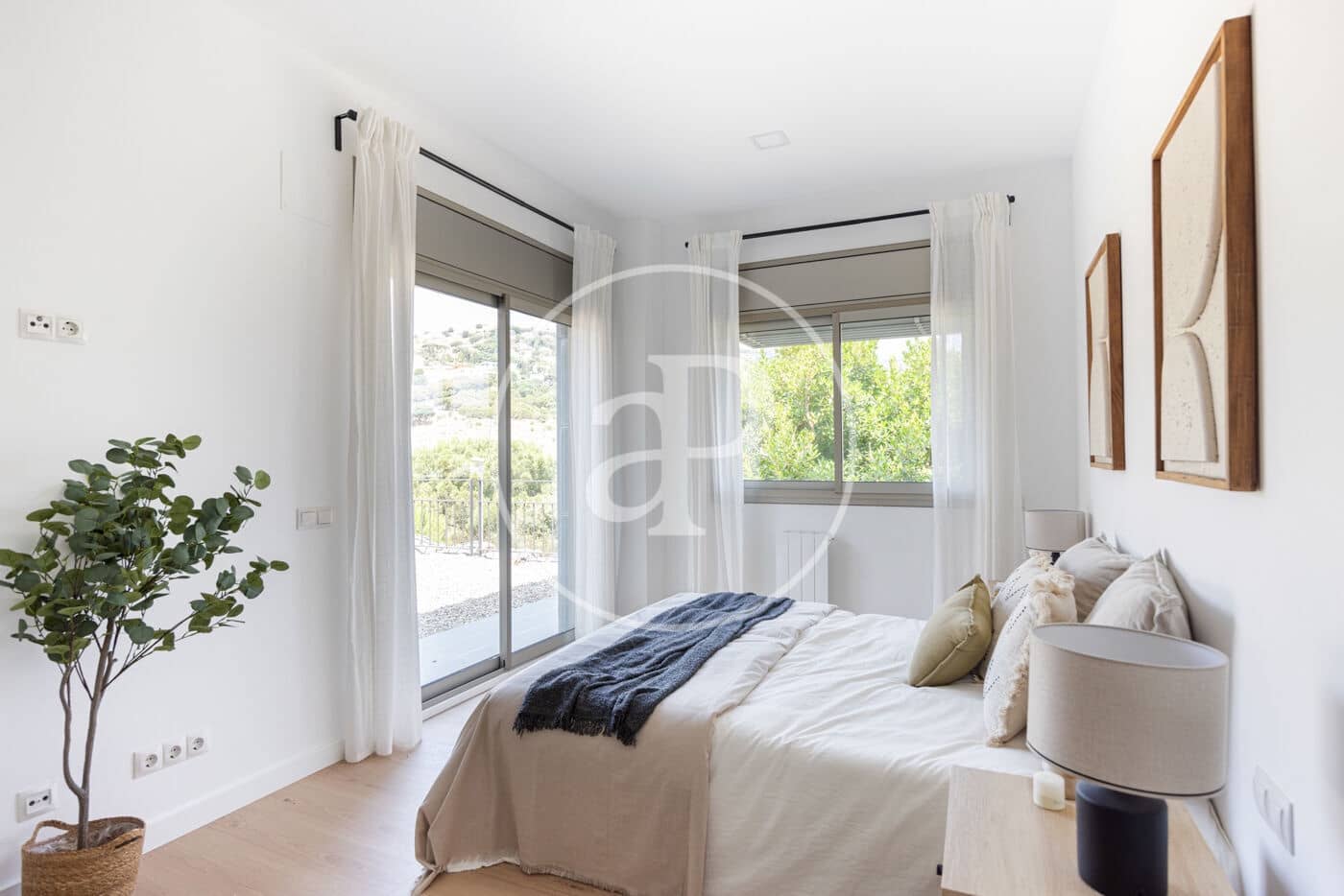 4 sypialnia Willa na sprzedaż w Alella z basenem - 1 090 000 € (Ref: 9069052)