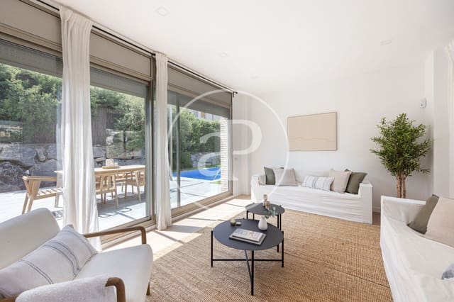 4 sovrum Villa till salu i Alella med pool - 1 090 000 € (Ref: 9069052)