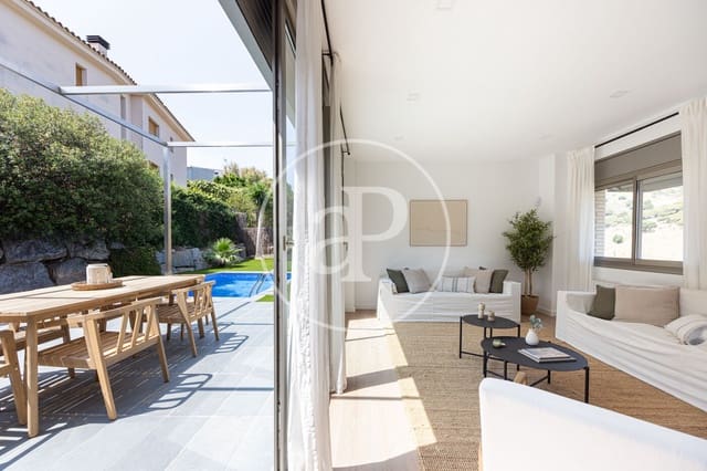 4 sovrum Villa till salu i Alella med pool - 1 090 000 € (Ref: 9069052)