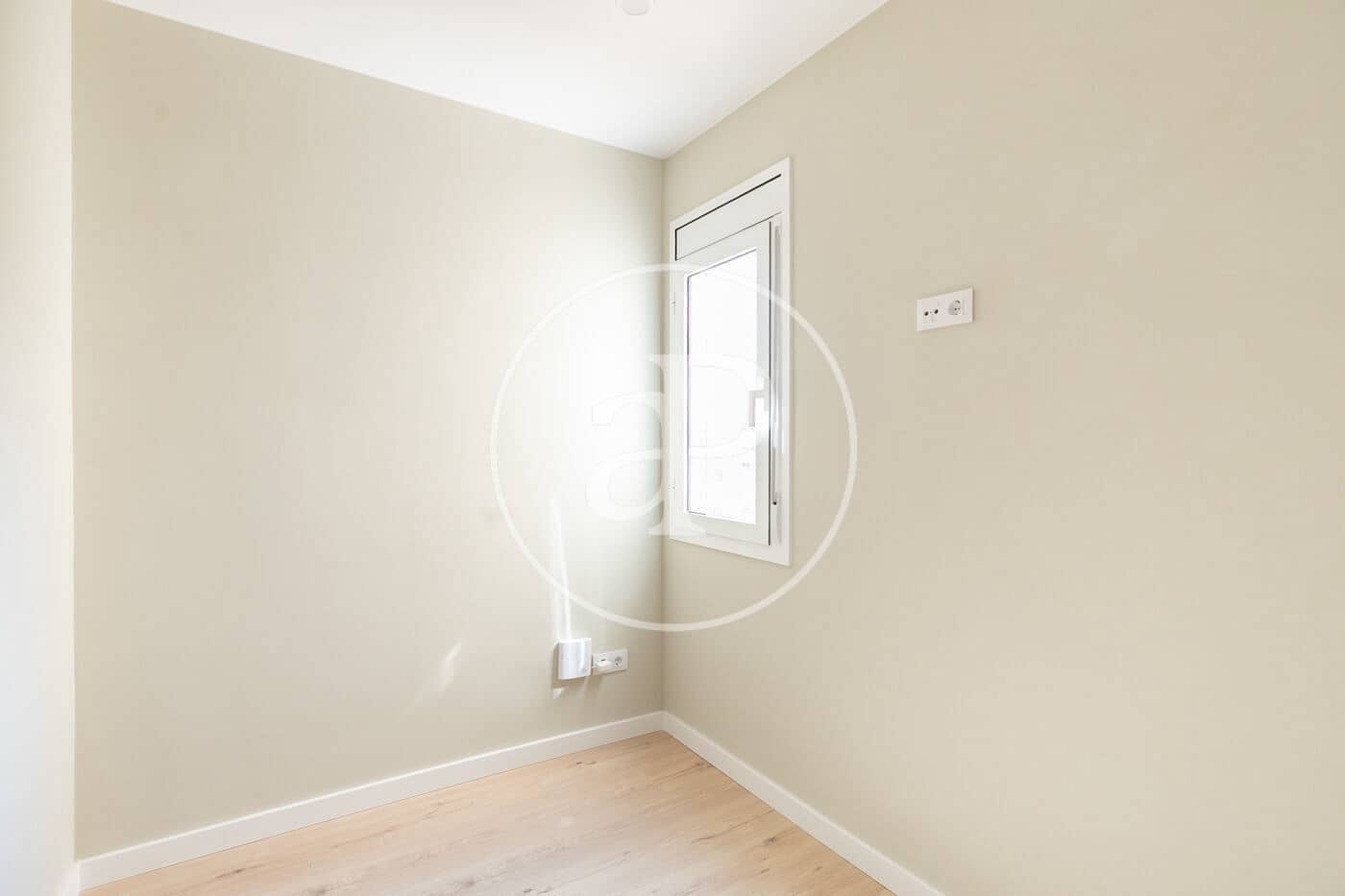 3 soverom Penthouse til salgs i Barcelona by - € 625 000 (Ref: 9073630)