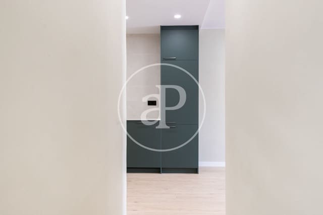 3 quarto Penthouse para venda em Sant Antoni, Barcelona cidade - 625 000 € (Ref: 9073630)