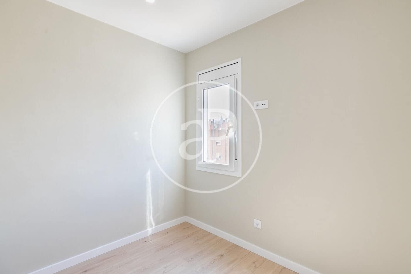 3 soverom Penthouse til salgs i Barcelona by - € 625 000 (Ref: 9073630)