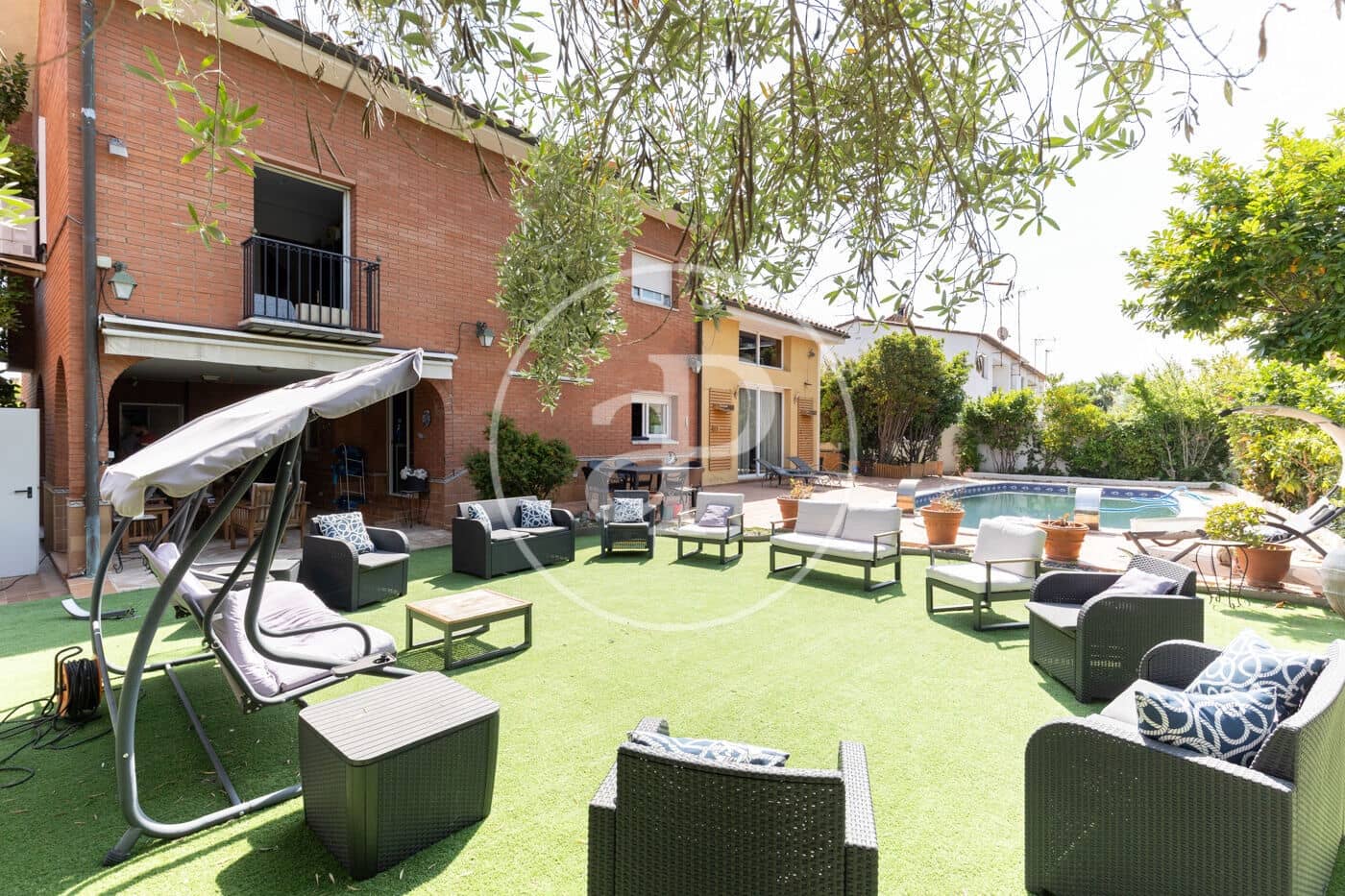 5 soveværelse Villa til salg i Cerdanyola del Valles med swimmingpool - € 1.070.000 (Ref: 9075037)