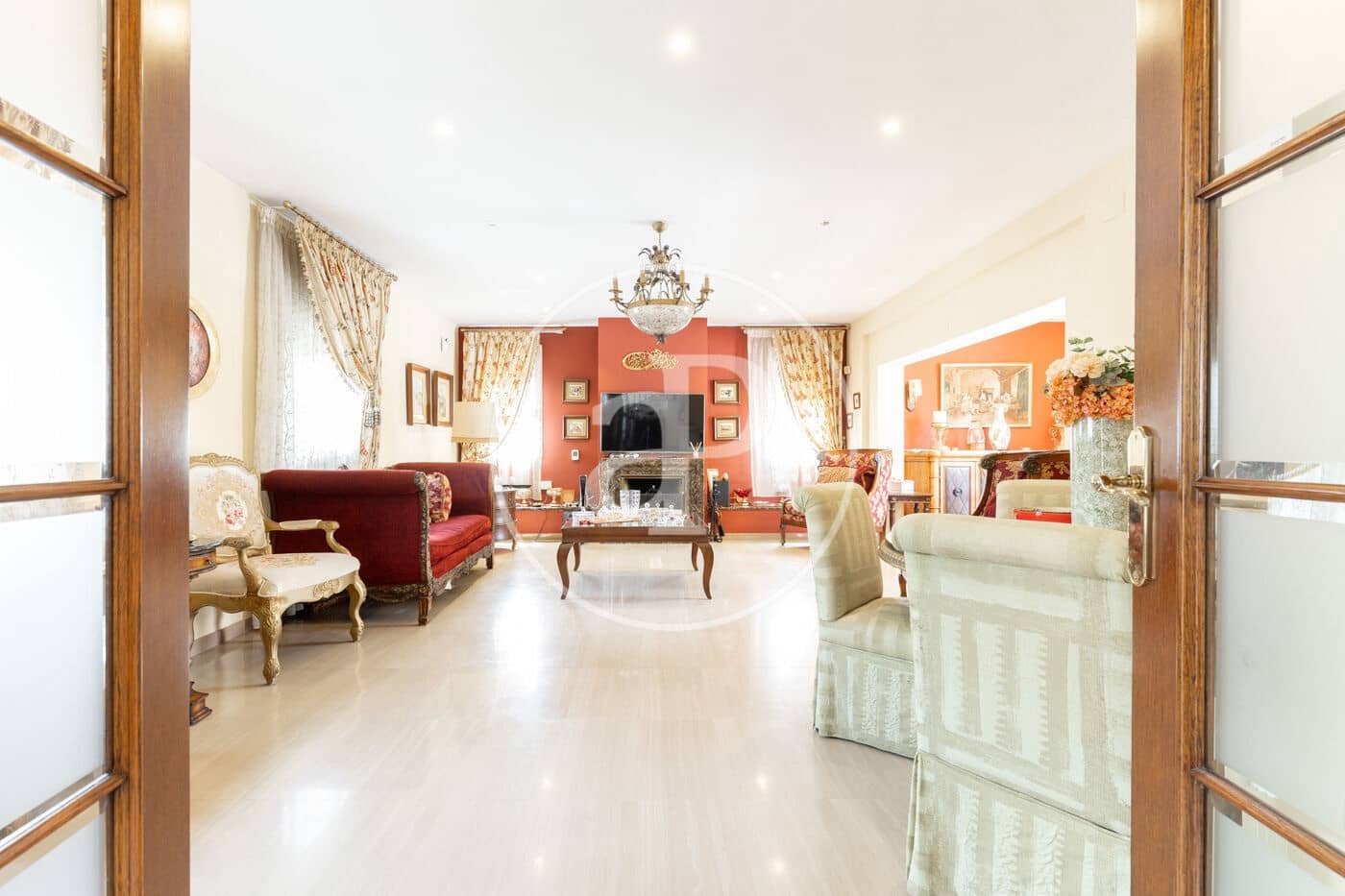 5 soveværelse Villa til salg i Cerdanyola del Valles med swimmingpool - € 1.070.000 (Ref: 9075037)