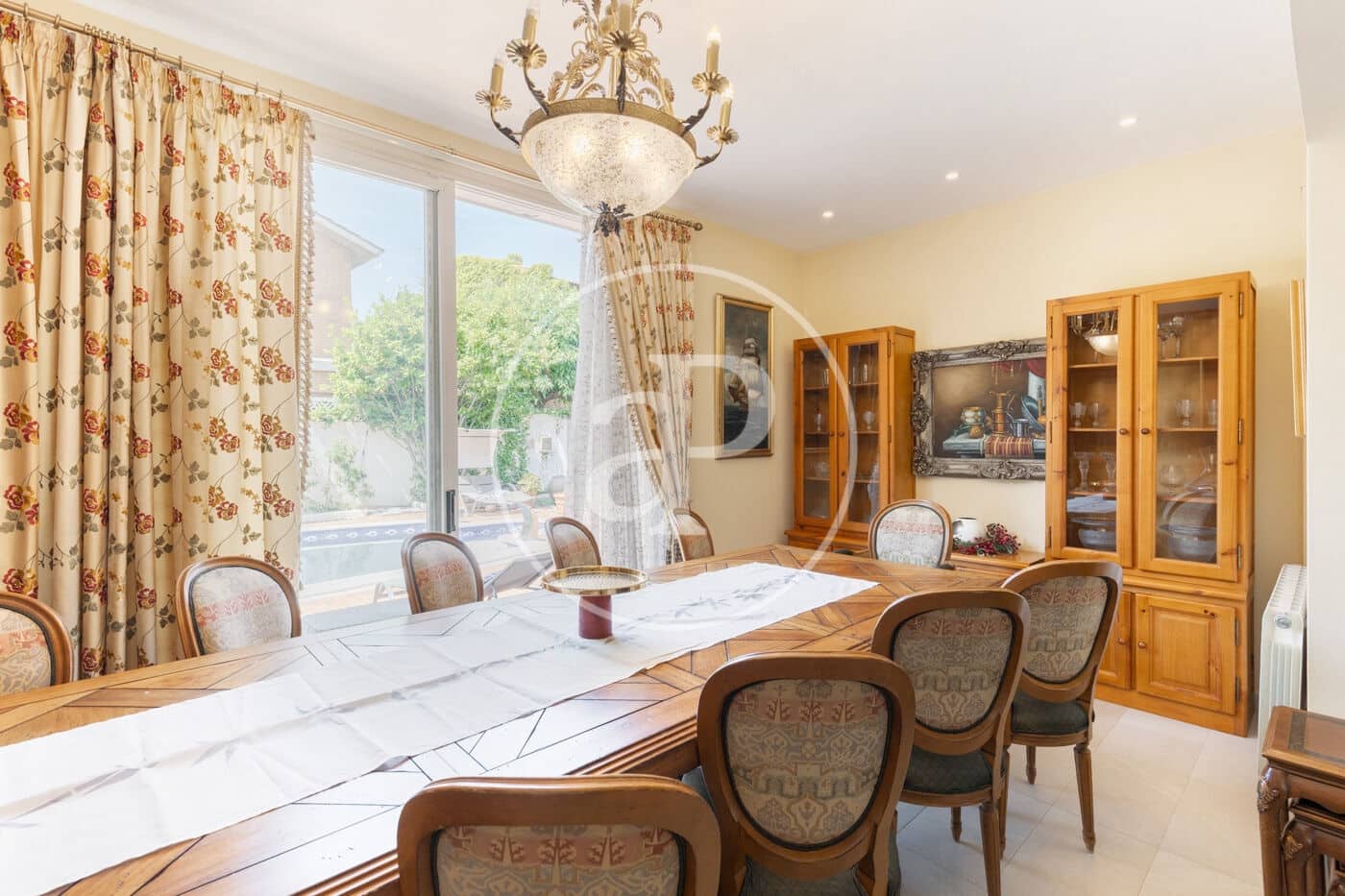 5 soveværelse Villa til salg i Cerdanyola del Valles med swimmingpool - € 1.070.000 (Ref: 9075037)