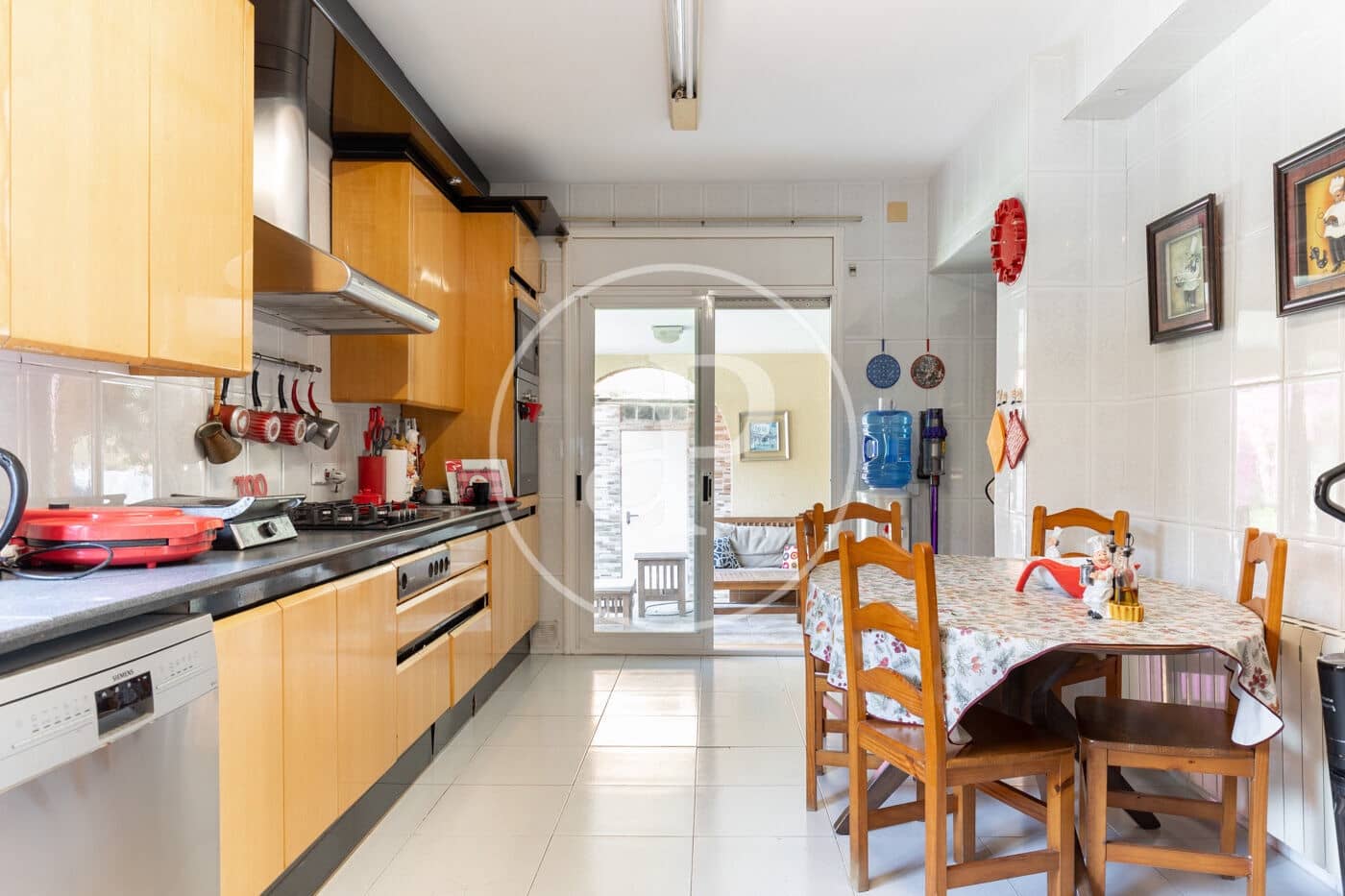 5 soveværelse Villa til salg i Cerdanyola del Valles med swimmingpool - € 1.070.000 (Ref: 9075037)