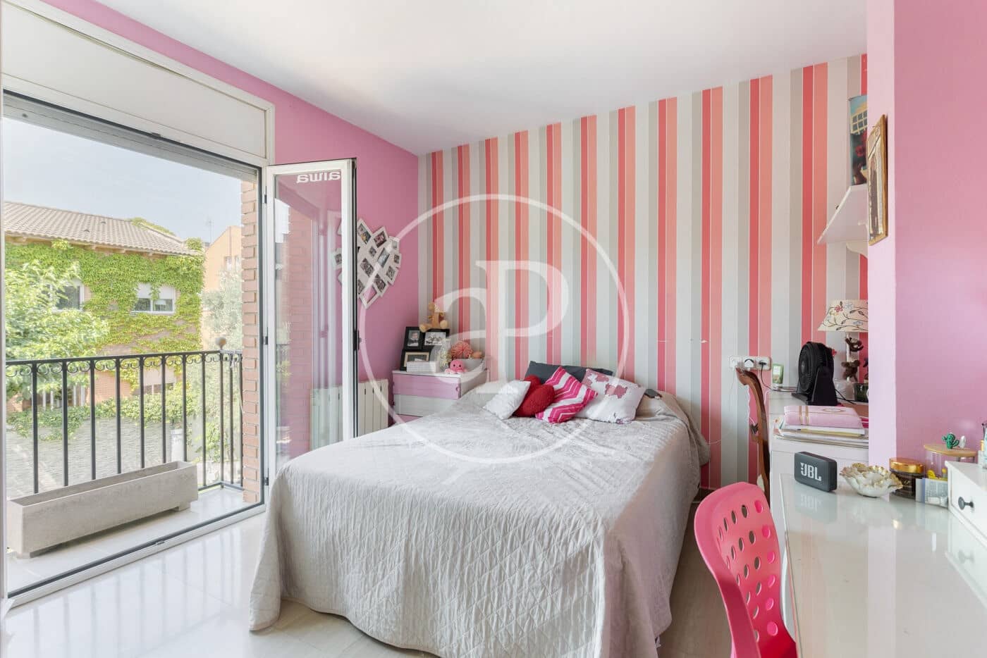 5 soveværelse Villa til salg i Cerdanyola del Valles med swimmingpool - € 1.070.000 (Ref: 9075037)