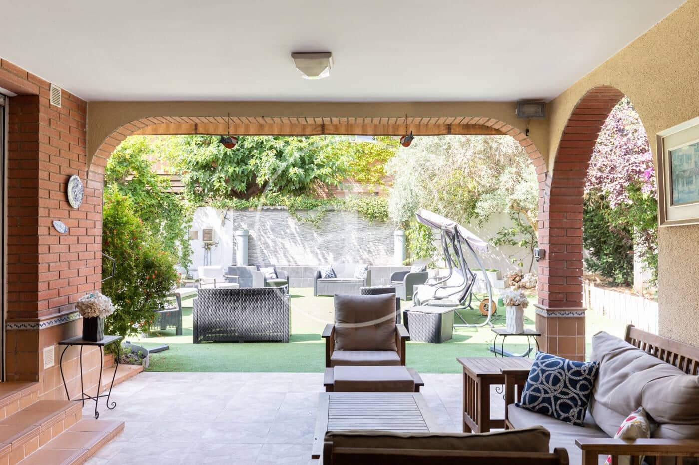 5 soveværelse Villa til salg i Cerdanyola del Valles med swimmingpool - € 1.070.000 (Ref: 9075037)