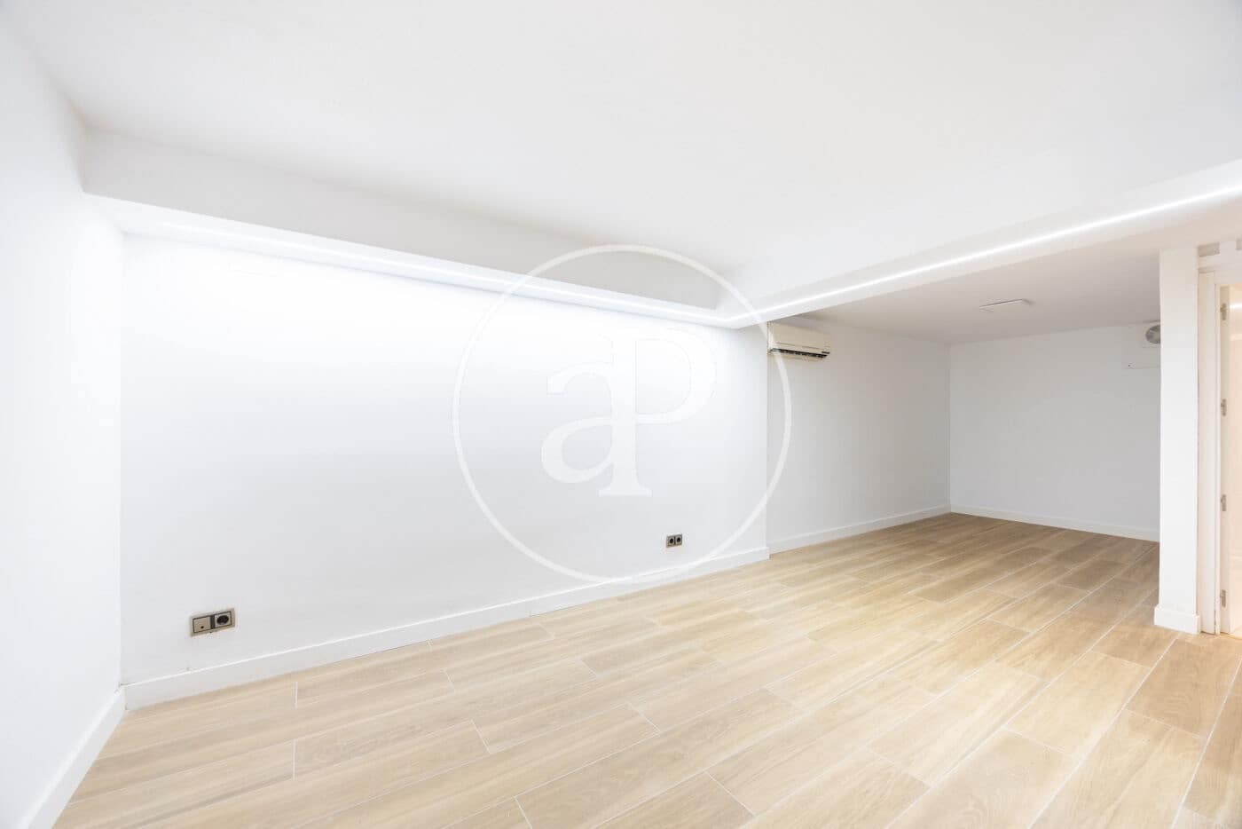 6 soverom Villa til salgs i Teia med svømmebasseng - € 2 600 000 (Ref: 9075042)