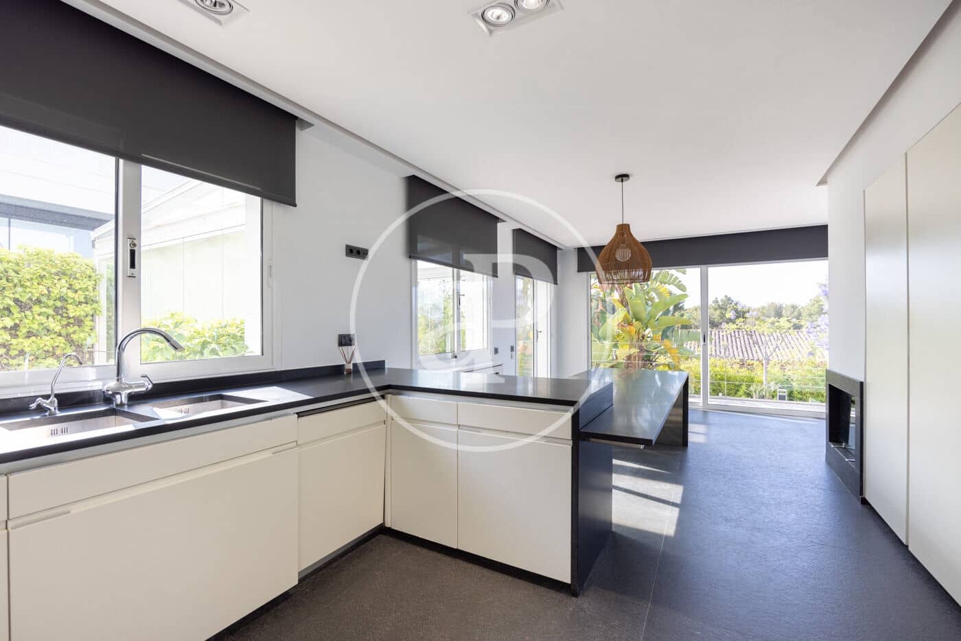 6 soverom Villa til salgs i Teia med svømmebasseng - € 2 600 000 (Ref: 9075042)