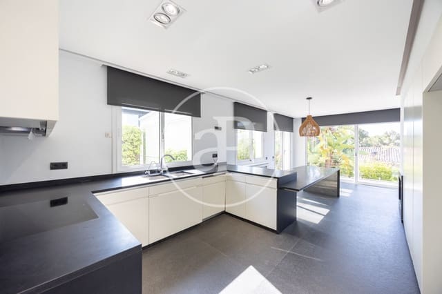 6 soverom Villa til salgs i Teià med svømmebasseng - € 2 600 000 (Ref: 9075042)