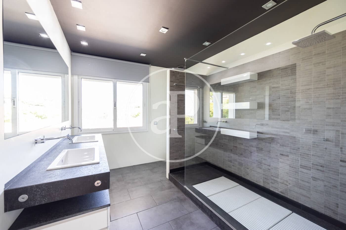 6 soverom Villa til salgs i Teia med svømmebasseng - € 2 600 000 (Ref: 9075042)