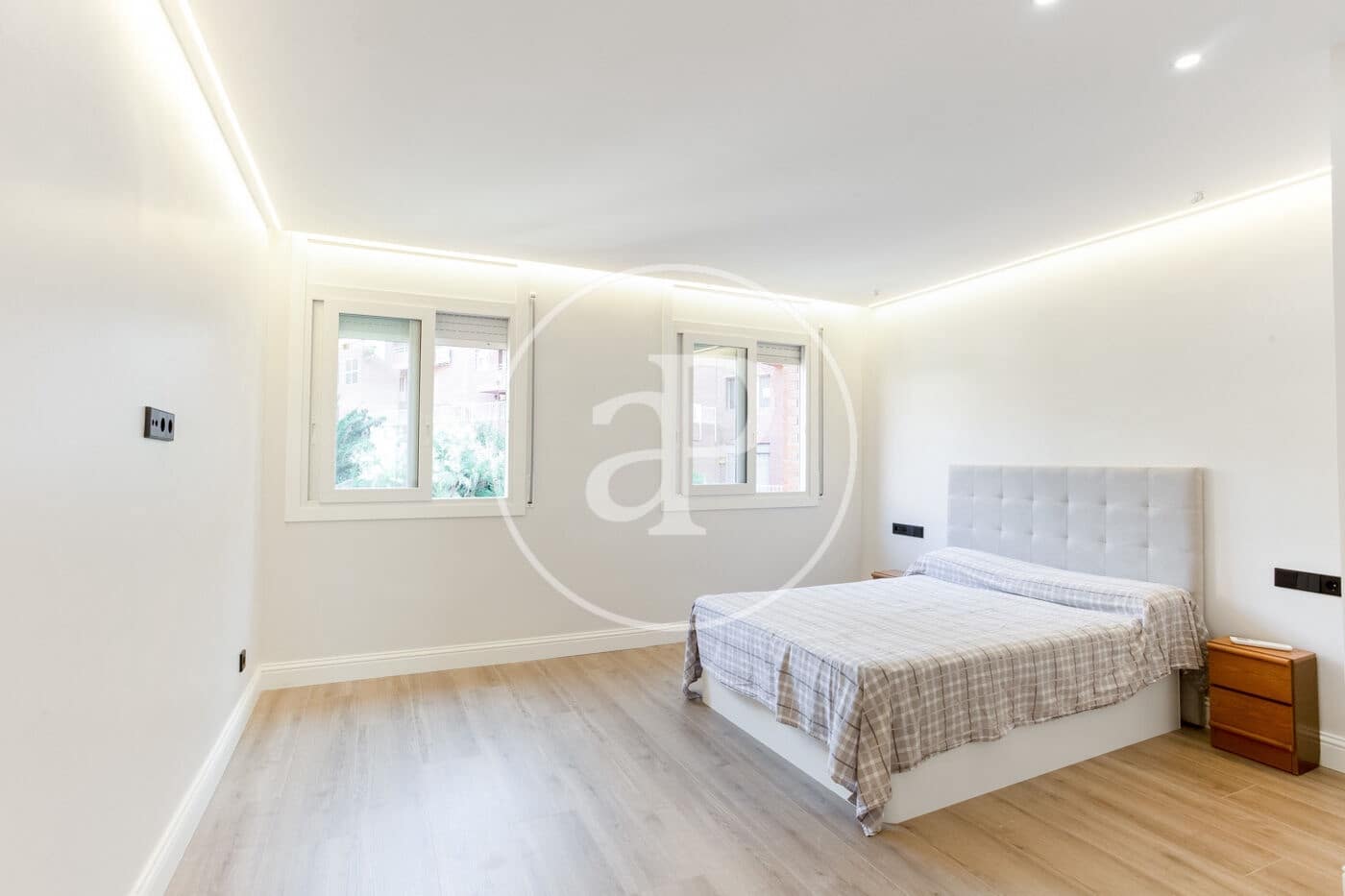 3 soveværelse Lejlighed til salg i Sant Joan Despi - € 595.000 (Ref: 9075046)