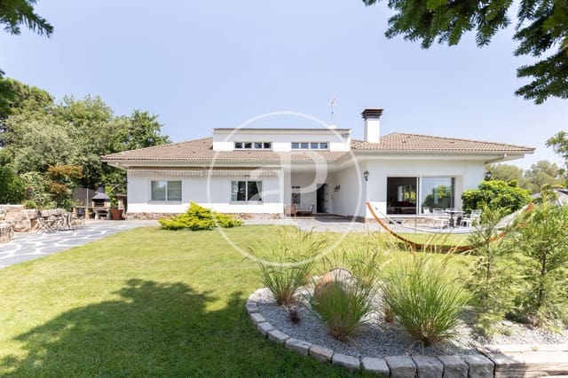 5 bedroom Villa for rent in Bellaterra, Cerdanyola del Vallès with pool - € 6,200 (Ref: 9085500)