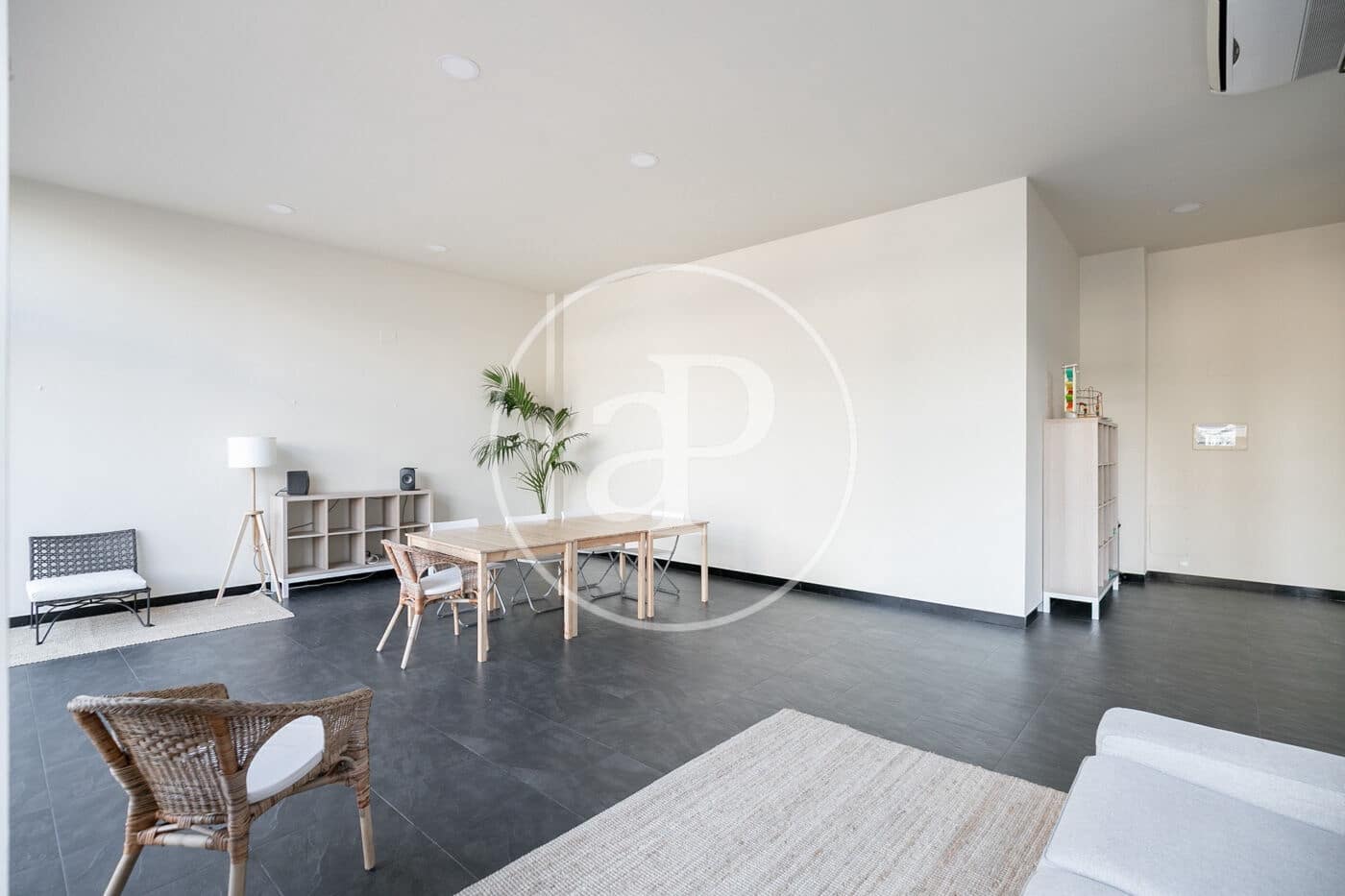 3 sypialnia Apartament na sprzedaż w Miasto Barcelona z basenem - 1 200 000 € (Ref: 9085502)