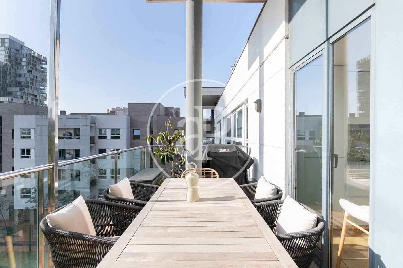 3 sypialnia Apartament na sprzedaż w Miasto Barcelona z basenem - 1 200 000 € (Ref: 9085502)