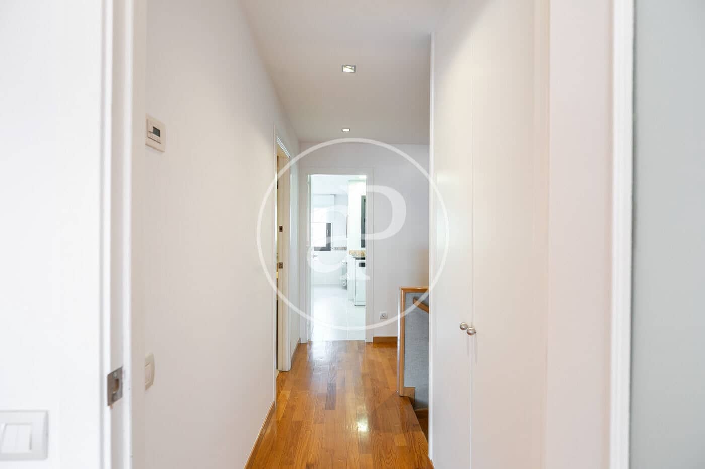 3 soverom Leilighet til leie i Barcelona by - € 3 600 (Ref: 9085503)