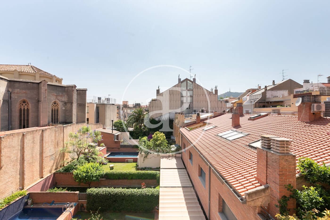 3 soverom Leilighet til leie i Barcelona by - € 3 600 (Ref: 9085503)