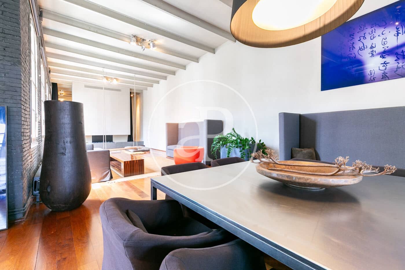 2 bedroom Apartment for rent in Barcelona city - € 7,500 (Ref: 9091843)