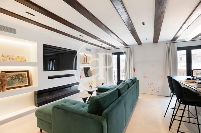 2 soveværelse Lejlighed til leje i El Barri Gòtic, Barcelona by - € 2.500 (Ref: 9091847)