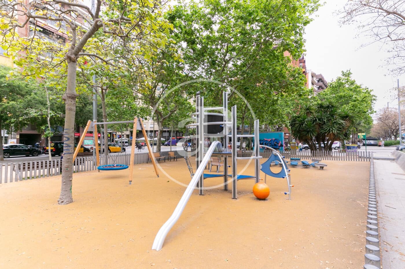 2 quarto Apartamento para venda em Barcelona cidade - 280 000 € (Ref: 9091851)