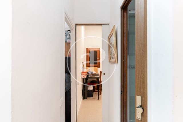 2 soveværelse Lejlighed til salg i La Nova Esquerra de L'Eixample, Barcelona by - € 280.000 (Ref: 9091851)