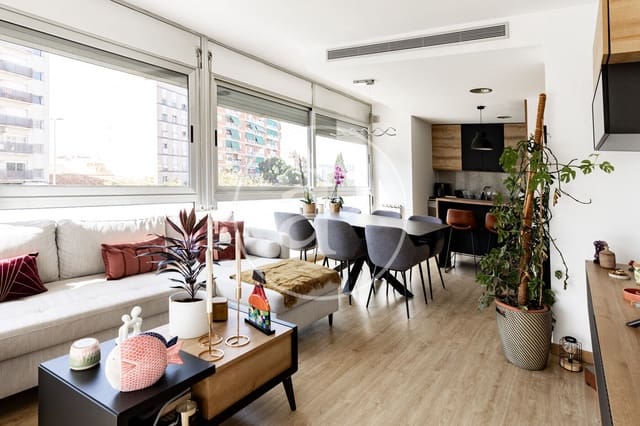 2 bedroom Apartment for sale in Sabadell - € 279,000 (Ref: 9091852)
