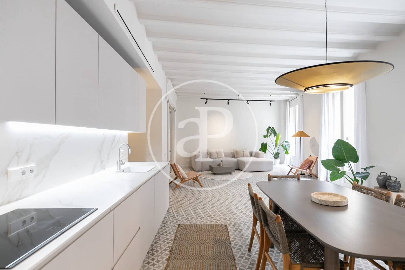 2 soveværelse Lejlighed til salg i Barcelona by - € 645.000 (Ref: 9091853)