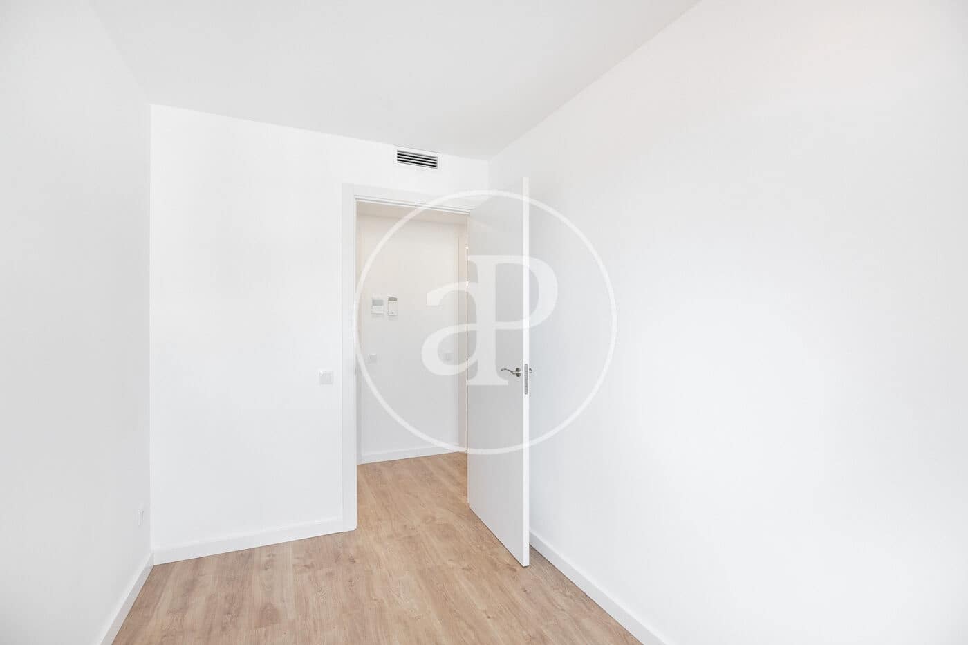 3 soverom Leilighet til salgs i L'Hospitalet de Llobregat - € 384 000 (Ref: 9095479)