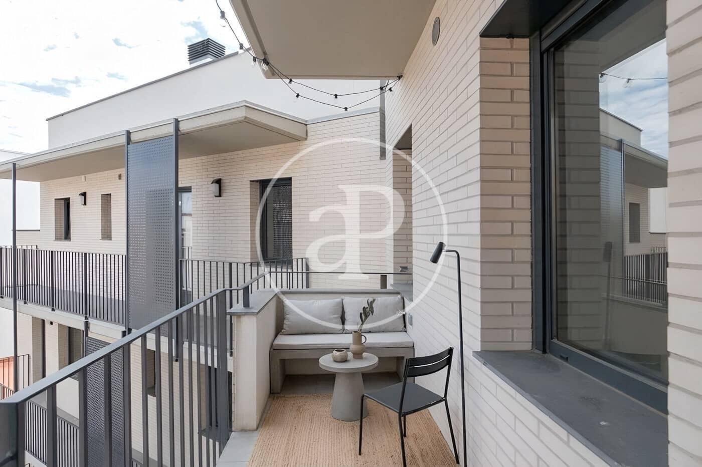 3 soverom Leilighet til salgs i L'Hospitalet de Llobregat - € 384 000 (Ref: 9095479)
