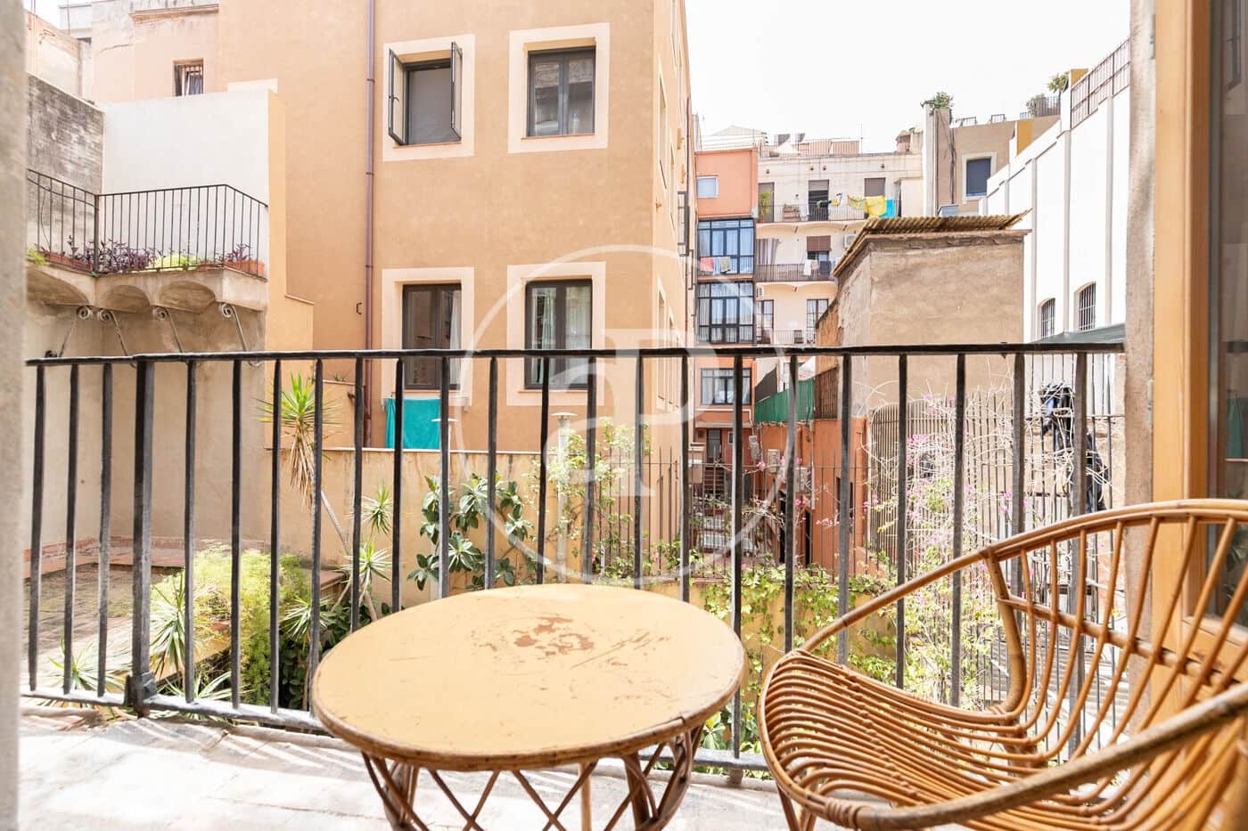 3 slaapkamer Appartement te koop in Barcelona stad - € 745.000 (Ref: 9095480)