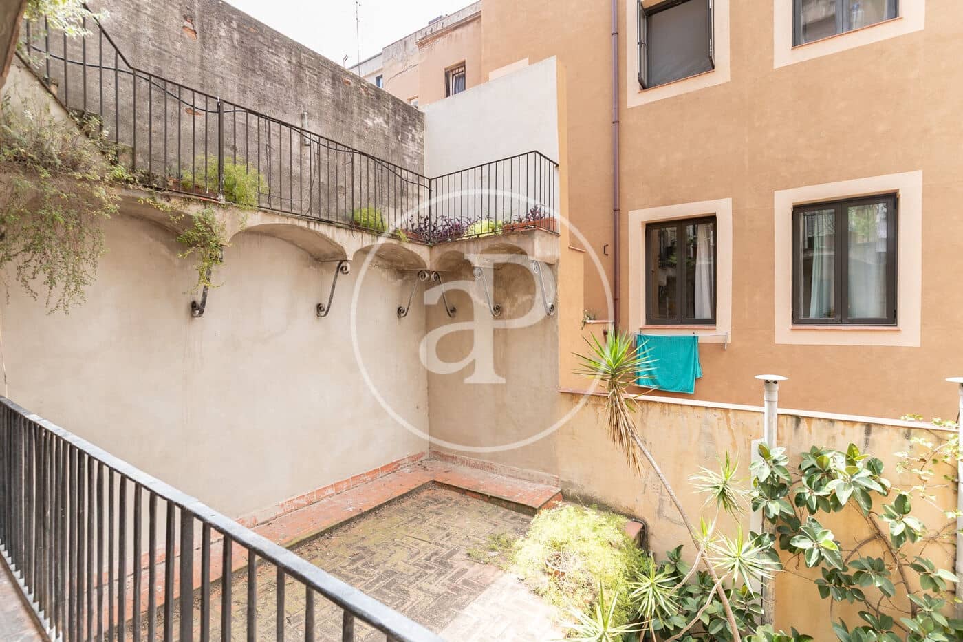 3 slaapkamer Appartement te koop in Barcelona stad - € 745.000 (Ref: 9095480)