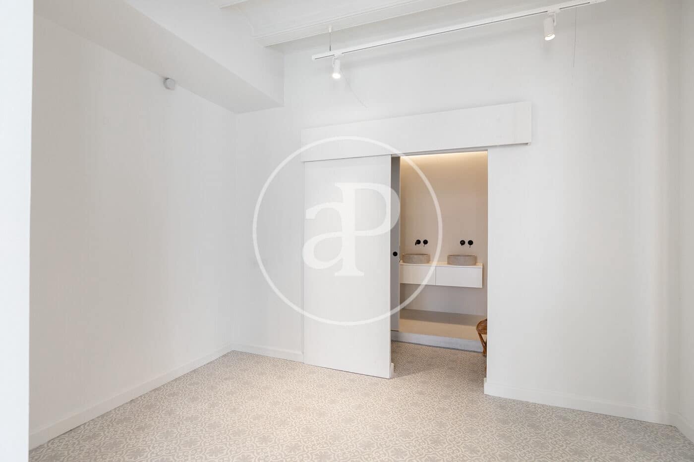 3 slaapkamer Appartement te koop in Barcelona stad - € 745.000 (Ref: 9095480)