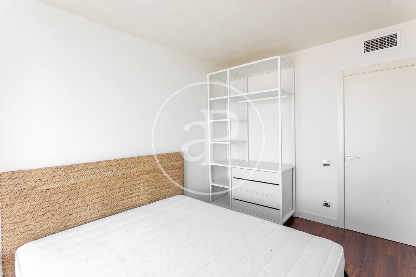 Penthouse de 3 chambres à louer à Barcelone ville avec piscine garage - 10 000 € (Ref: 9099323)