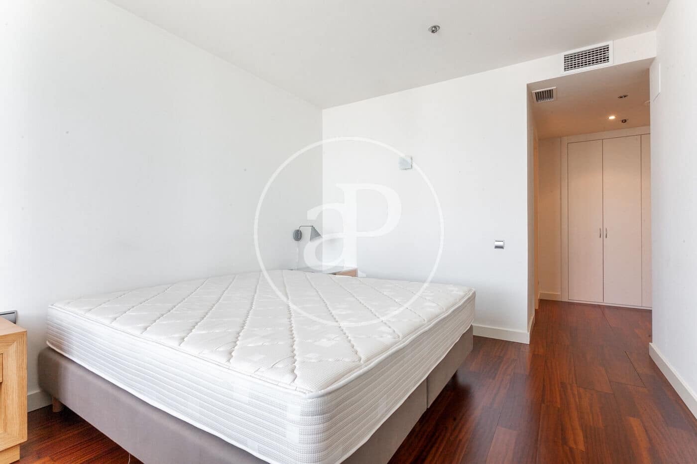 Penthouse de 3 chambres à louer à Barcelone ville avec piscine garage - 10 000 € (Ref: 9099323)