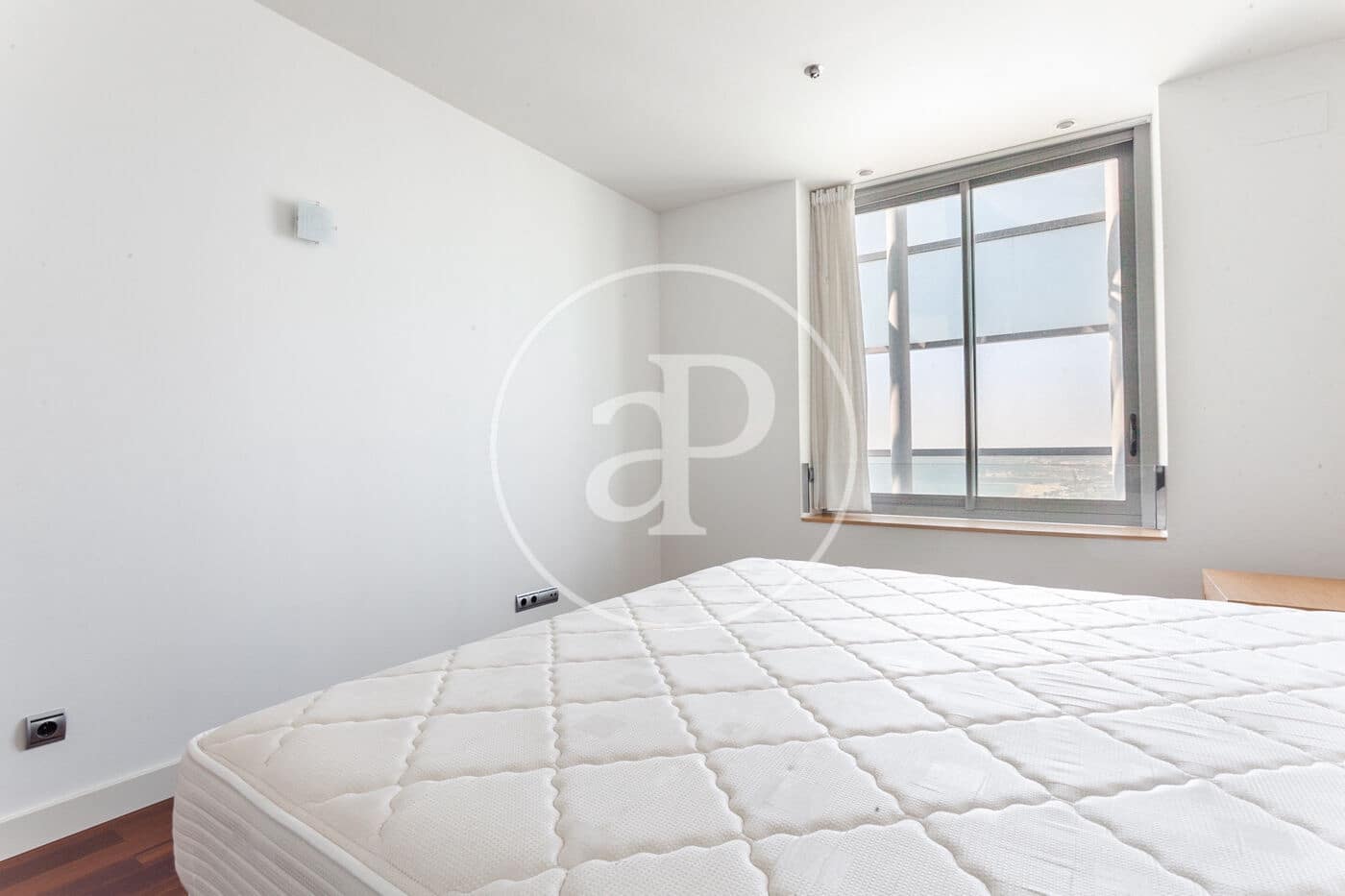 Penthouse de 3 chambres à louer à Barcelone ville avec piscine garage - 10 000 € (Ref: 9099323)