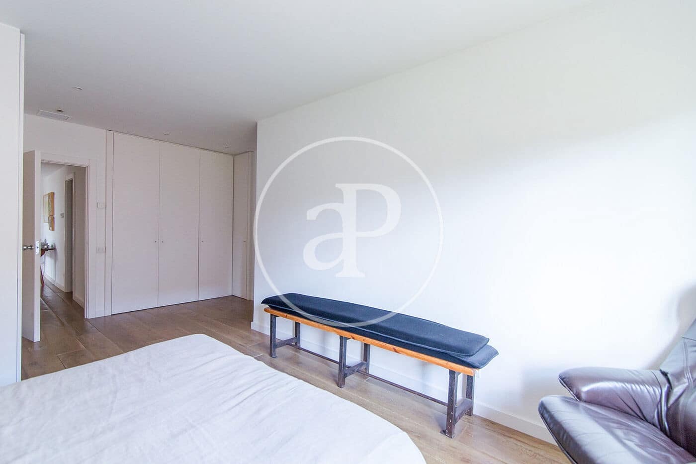 5 soverom Leilighet til leie i Barcelona by med garasje - € 7 500 (Ref: 9099324)