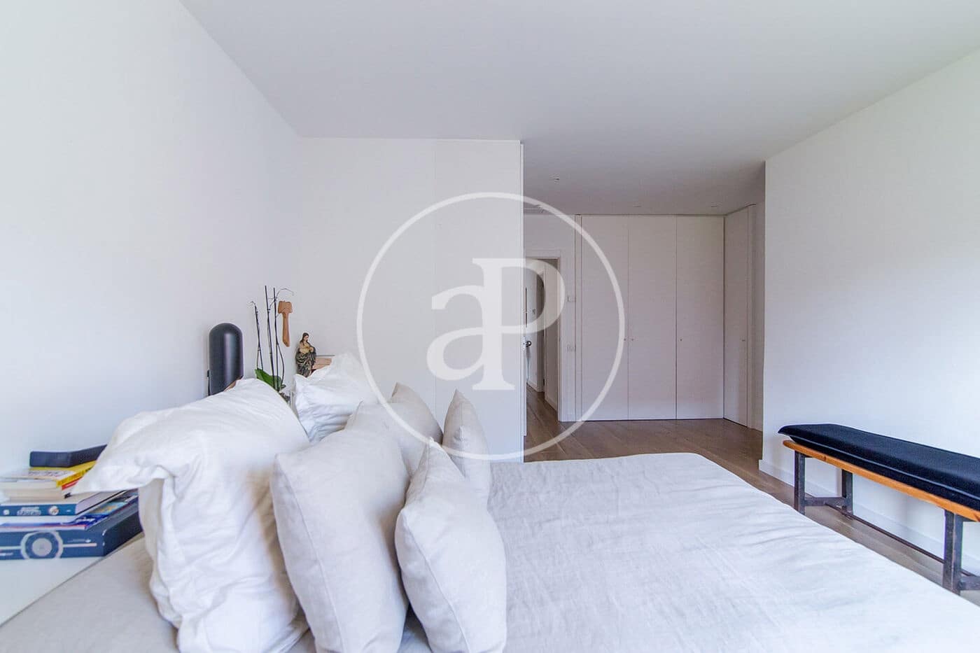5 soverom Leilighet til leie i Barcelona by med garasje - € 7 500 (Ref: 9099324)
