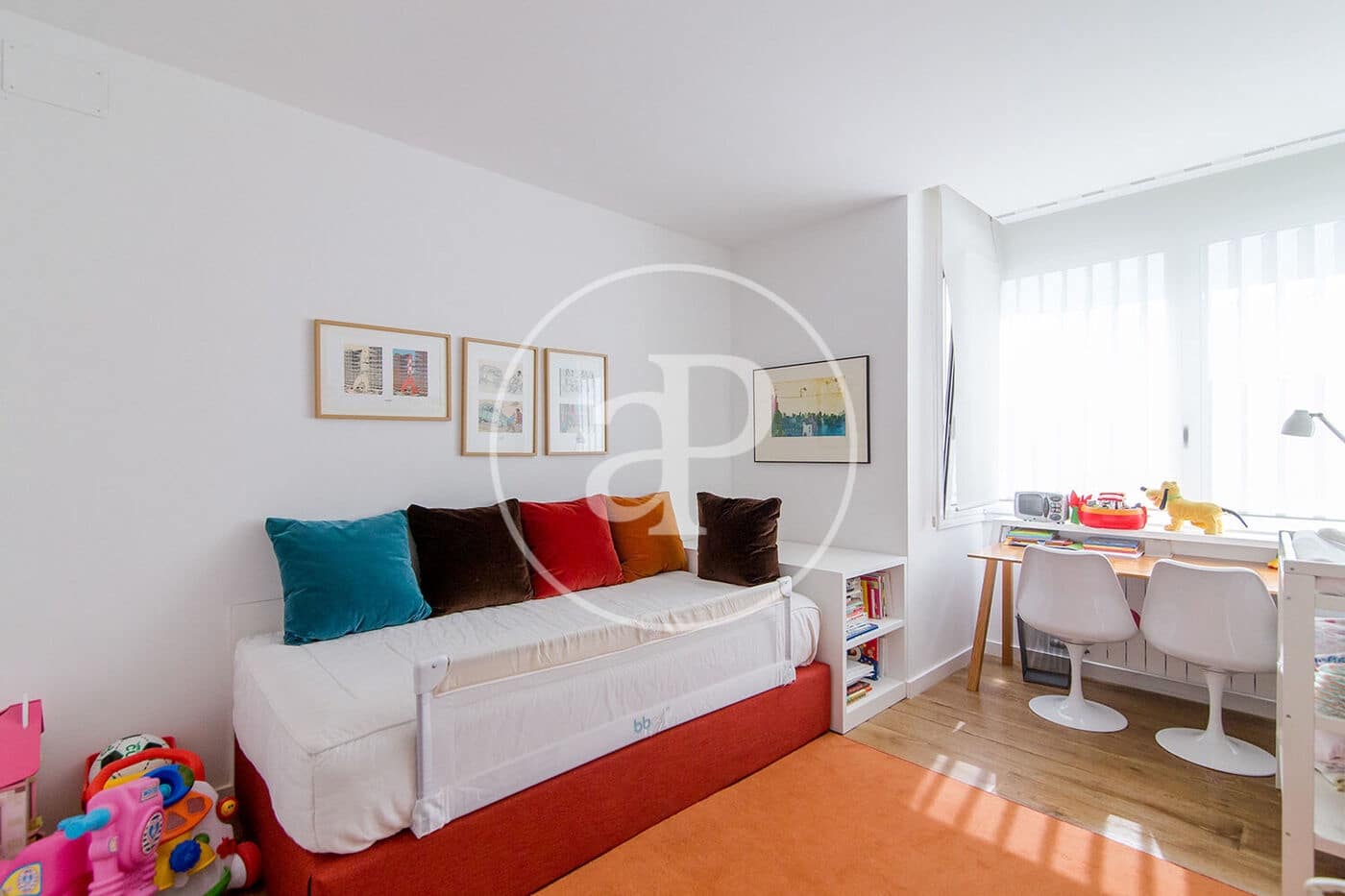 5 soverom Leilighet til leie i Barcelona by med garasje - € 7 500 (Ref: 9099324)