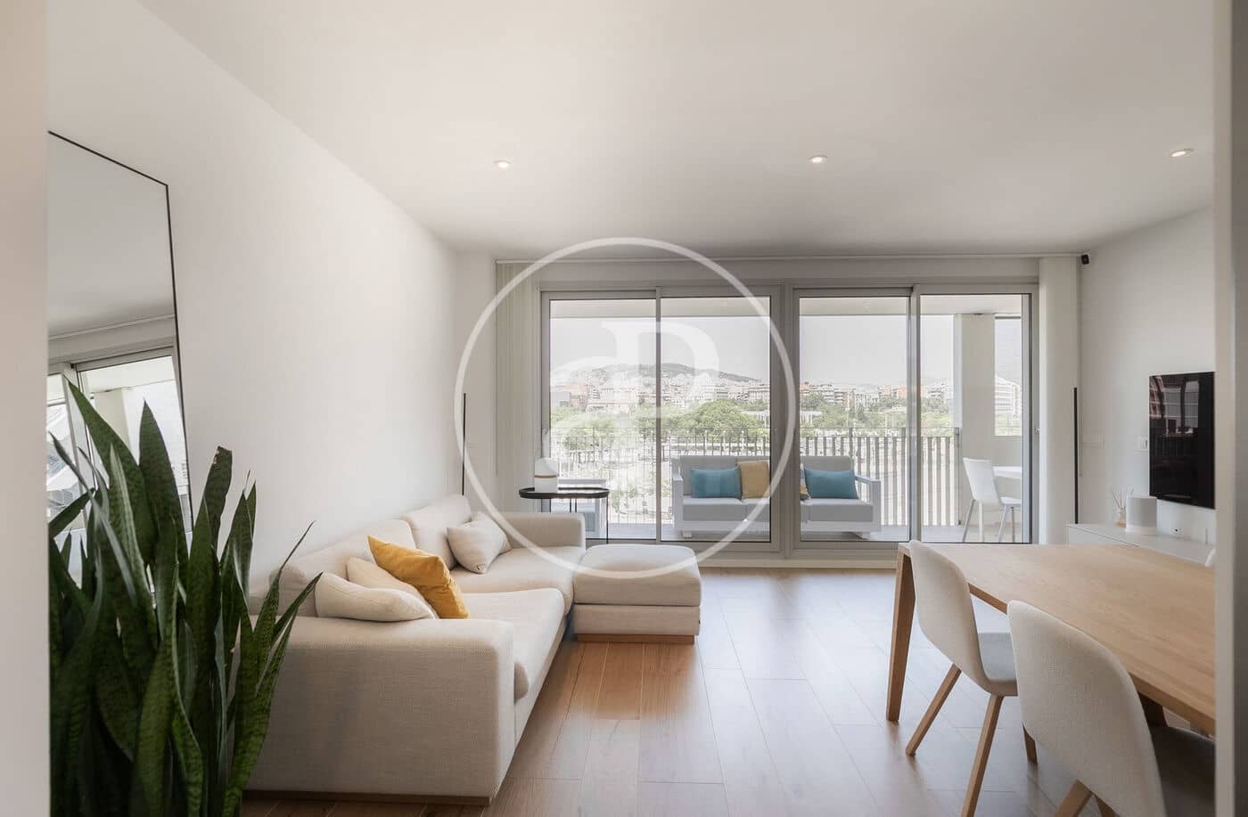 Appartement de 2 chambres à louer à Barcelone ville avec piscine - 2 700 € (Ref: 9100931)