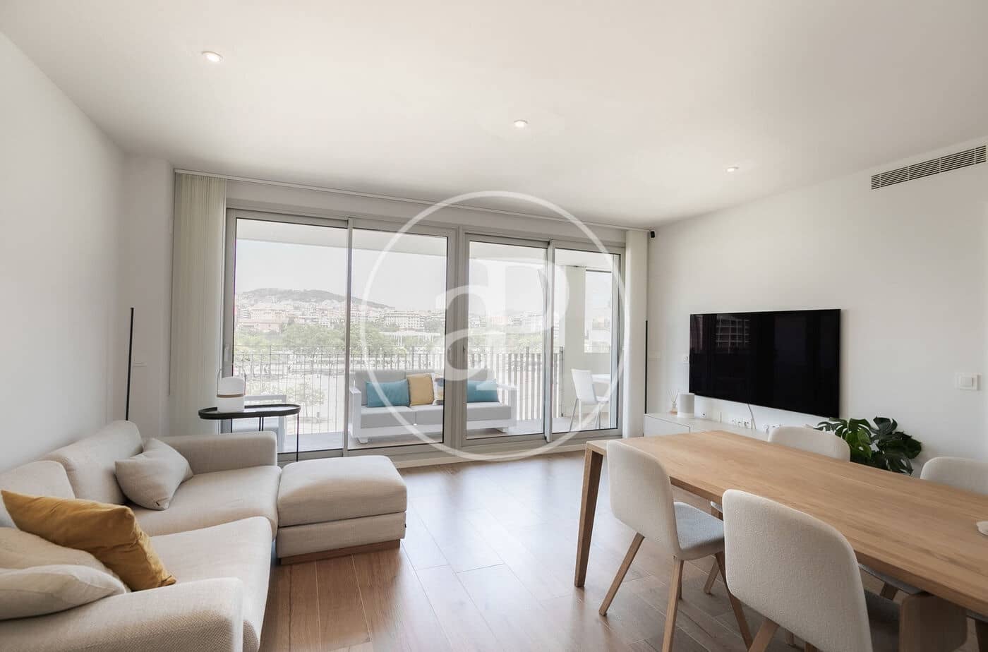 Appartement de 2 chambres à louer à Barcelone ville avec piscine - 2 700 € (Ref: 9100931)