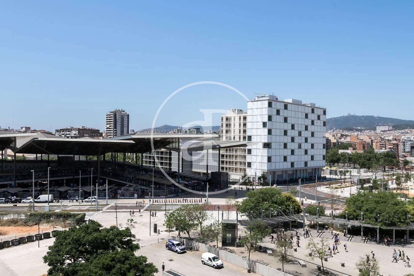 Appartement de 2 chambres à louer à Barcelone ville avec piscine - 2 700 € (Ref: 9100931)