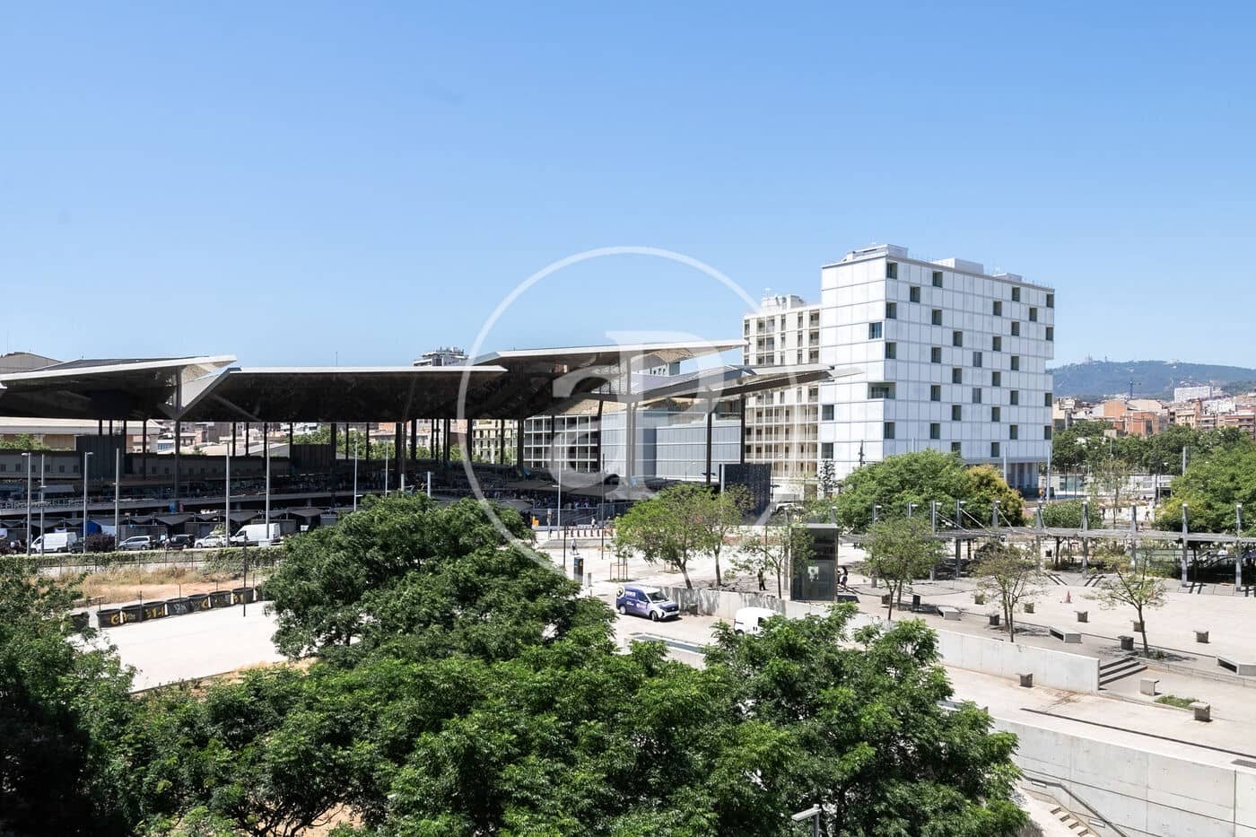 Appartement de 2 chambres à louer à Barcelone ville avec piscine - 2 700 € (Ref: 9100931)