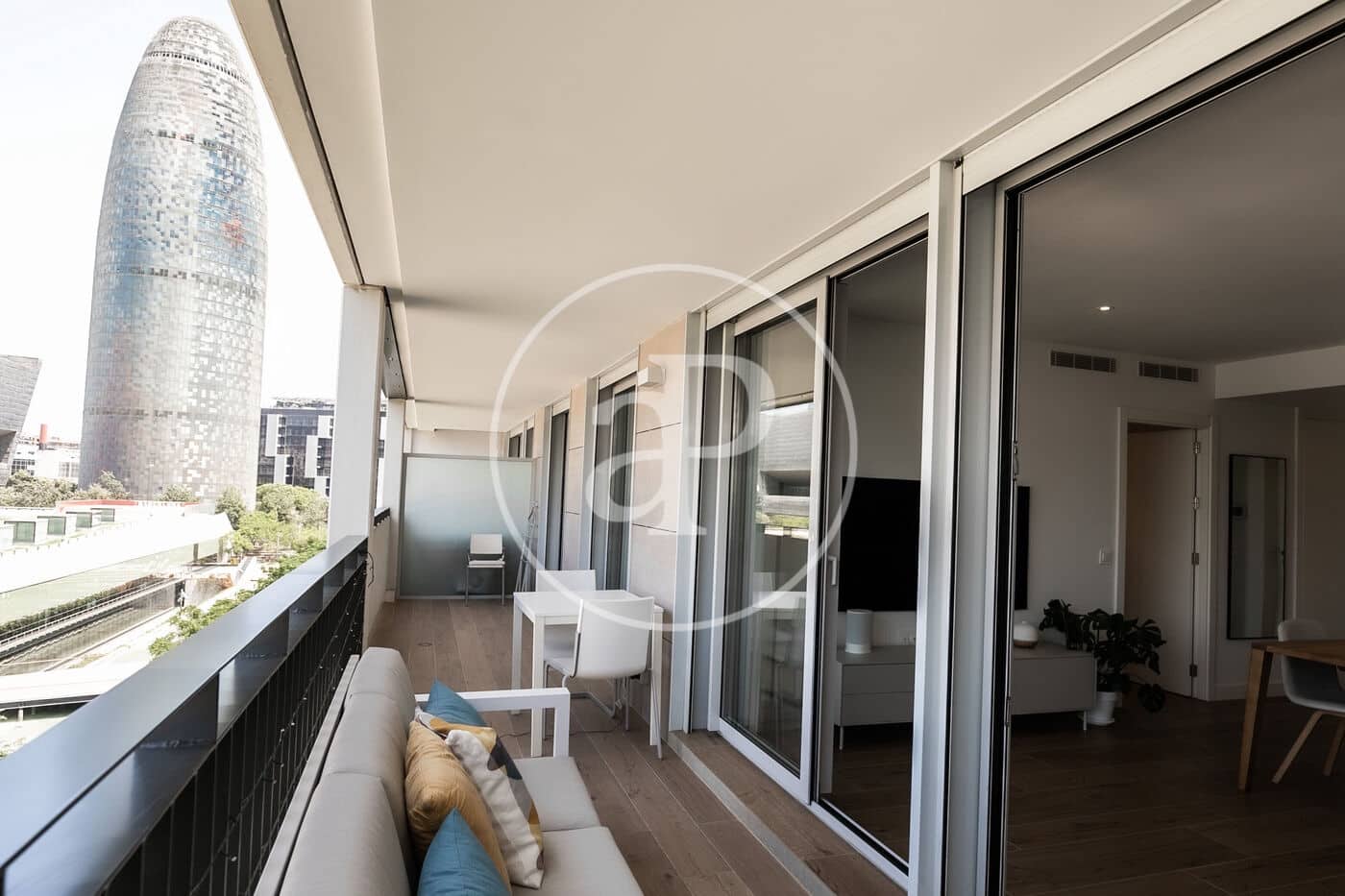 Appartement de 2 chambres à louer à Barcelone ville avec piscine - 2 700 € (Ref: 9100931)