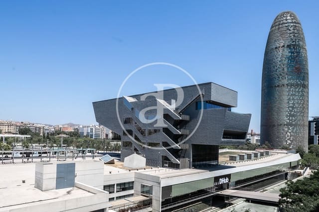 2 bedroom Apartment for rent in Sant Martí de Provenals, Barcelona city with pool - € 2,700 (Ref: 9100931)