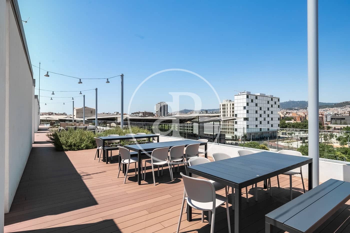 Appartement de 2 chambres à louer à Barcelone ville avec piscine - 2 700 € (Ref: 9100931)