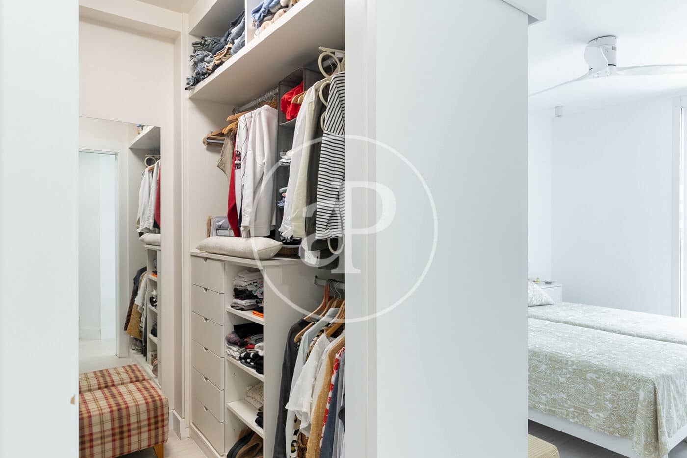 4 soveværelse Lejlighed til salg i Barcelona by med swimmingpool - € 1.250.000 (Ref: 9100932)